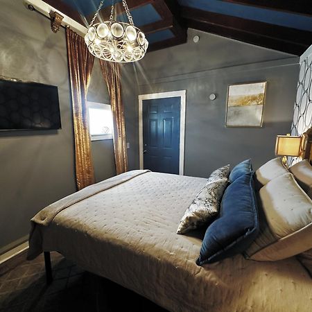 The Q Loft Galveston Villa Екстериор снимка