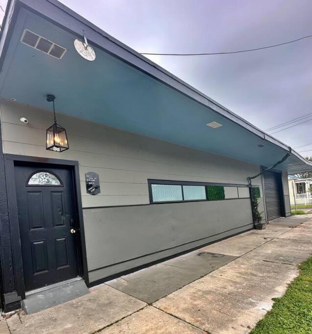 The Q Loft Galveston Villa Екстериор снимка