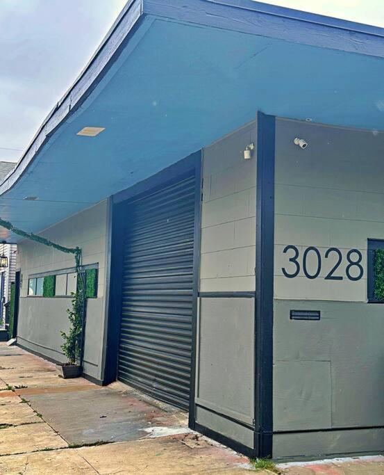 The Q Loft Galveston Villa Екстериор снимка